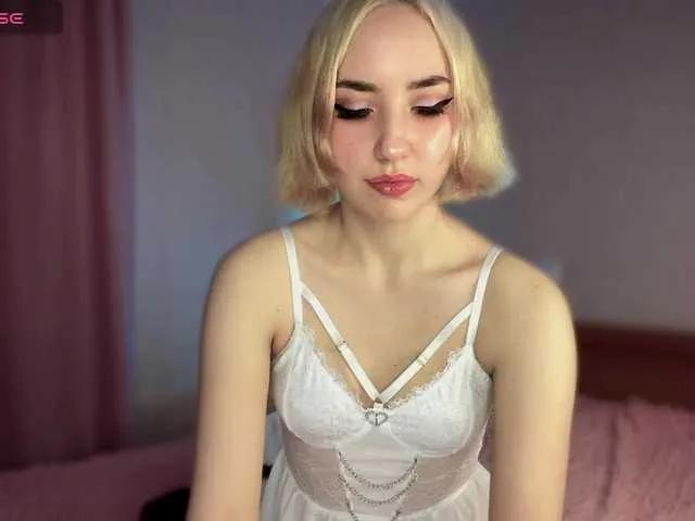 goddessssex — I love both gentle sensual sex and hard and passionate. I really love big thick cocks of men, it really turns me on, but I can and love to play with my dildo~
