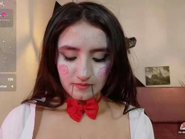 Perla-Teen — I have been told that we should never kneel before anyone, but it is a great lie, if you want to give pleasure, to do it on knees is a great option