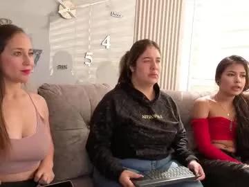 abella_as — GOAL: flas tits [640 tokens remaining] Welcome to my room! #dirtytalk #strapon #dirty #daddy #teen