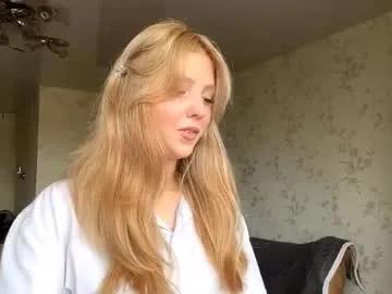 alfrediamalcom — My name is Maria! Goal: Show my outfit #new & #young model #18 #blonde #shy ^^ [40 tokens remaining]
