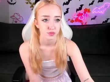 anorababy — show the bottom of my tits  #smalltits #blonde #leggings #skinny #flexible [130 tokens remaining]