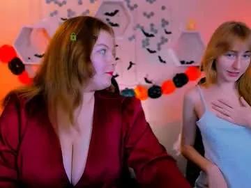 beauty_ginger — GOAL: Spank ass [51 tokens remaining] Welcome to my room! #nonude #18 #mistress #teen #lesbian
