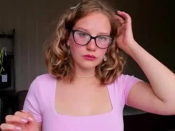 bloomi_lum — Hi my name is Lumi <3 its my #firstday | My goal is Lower my glasses with eye contact  #new #18 #shy #teen  [25 tokens remaining]