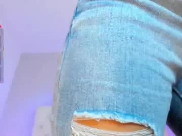 daisy_lit — GOAL: Bounce my ass [90 tokens remaining] Hiii Lush and domi on!!! My favorite pattern - 66 #latina #deepthroat #bigass #ebony #anal
