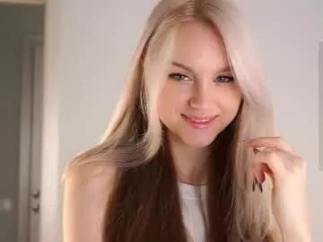 emmiemurray — g: Sensually lick fingers close up  / Call me Aurora, I'm from Venice, I'm #18 y.o. Will you be my friend? #shy #new #teen #blond [0 tokens remaining]