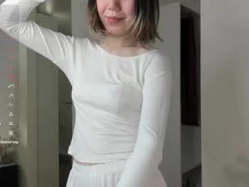 forestproject — Take off my sweater and flash boobs ^^ / Call me Britt and my favorite patterns are 60/70/80/222 #18, #skinny. #lovense, #squirt,  #smalltits [167 tokens remaining]