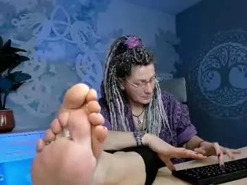 fridatander — GOAL: 1 token and you'll have sex [12 tokens remaining] 1 token for a good day #feet #femdom #findom #mistress #joi