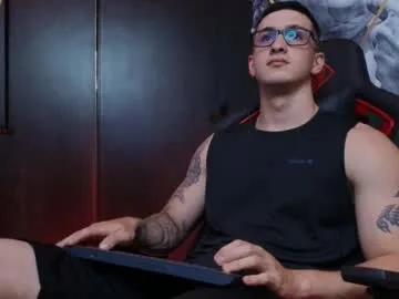 jacksonolsenn — cum shot #bigcock #monsterdick #muscle #alpha [888 tokens remaining]