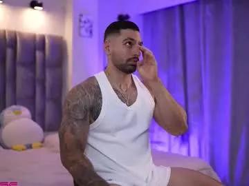 john_king29 — Big Cum Show!!! #muscle #lovense #young #latino #bigcock [2463 tokens remaining]