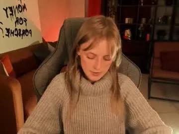 kiramontoyaa — GOAL: 10 mins in bras [1365 tokens remaining] Welcome to my room! #young #shy #new #18 #petite