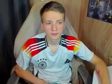 konnor_deviant — funny things - Goal: cumshow [2499 tokens left]  #new #young #private #bigcock #cumshow