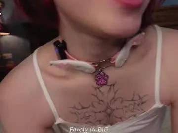 krissyhei — GOAL: Tease top [22 tokens remaining] Hoooola! I'm Sarah! Let's go have fun today! #skinny #teen #smalltits #bigass #young