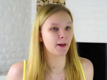 laurendarou — Hi hi I'm Ellie   GOAL:  spank my sexy ass 10x | I want to reach 25 thumbs up  #new #18 #teen #shy #young [88 tokens remaining]