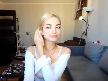 loisepadovano — i'm Amelia and #new here #shy #skinny #teen #18 Goal :  Stand and show my figure^^ [16 tokens remaining]