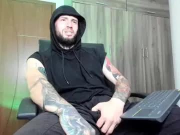 master_steven_01 — real master here  #feet  #master #muscle #findom #straight ( show cum complete goal ) [2000 tokens remaining]