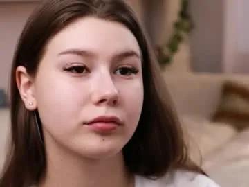 minditrelles — GOAL: Touchs on my gentle neck closeup [14 tokens remaining] I'm new here hey hey!   #new #young #shy #teen #18