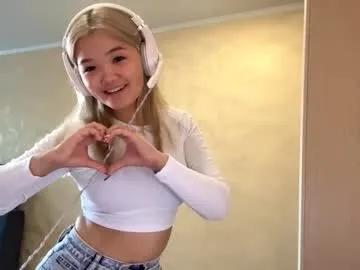mingmcclave — GOAL: TAKE OFF JEANS [153 tokens remaining] Welcome to my room! I'm Kate and I will be glad to play with you #asian #18 #new #bigboobs #bigass