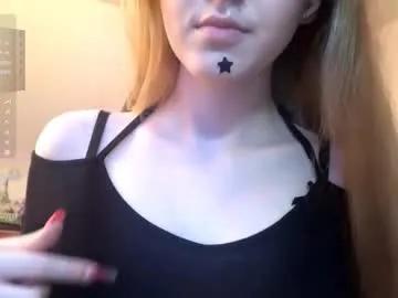 olliefadeley — Goal:take off my top hi, i'm new here, i'd be glad to meet you #new #18 #cute #shy #petite [153 tokens remaining]