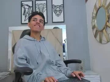 owen__johnson — GOAL: Get Naked [50 tokens remaining] Welcome to my room! #18 #bigcock #fuckmachine #dildo #cum