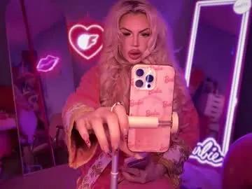 plasticfuckdoll — hush on #blonde #bimbo #bigass #bigtits #bdsm [2500 tokens remaining]