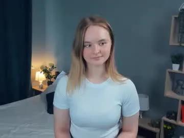 roxysaults — GOAL: show shoulders [54 tokens remaining] Welcome, I'm Roxy, this is my first day!  #18 #bigboobs #new #teen #shy