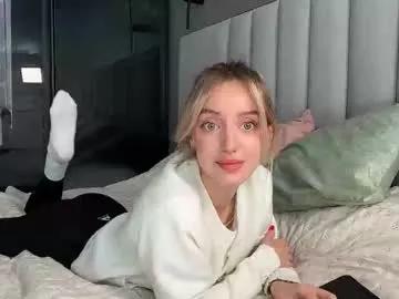 sophiebelll — Mini body tour  - #new #skinny #18 #squirt #tease #natural [128 tokens remaining]