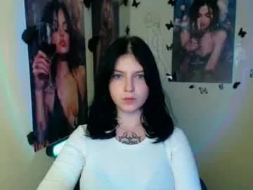 sweet_cherryg — for a good day [2000 tokens remaining]  #bigboobies #young #nonude #nipplepiercing #skirt