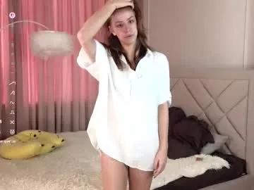 vivi_ennes — GOAL: shiny boobies with oil closeup | my name is LUNA i'm #New #18 #teen and #shy #young girl ^_^ #skinny #sexydance [44 tokens remaining]