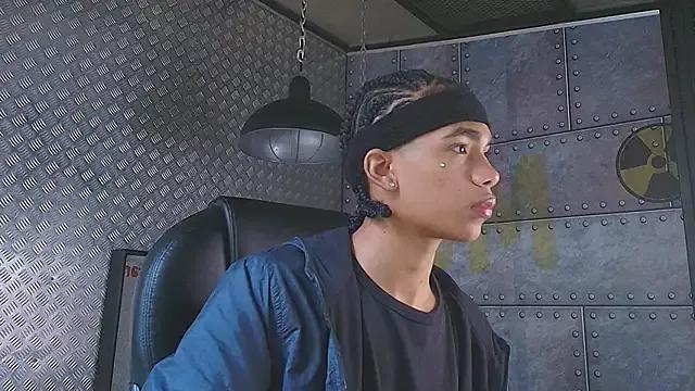 AlanCutee — naked dance