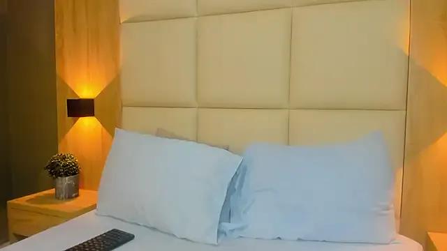 antonella_cutie_ — oil in my tits