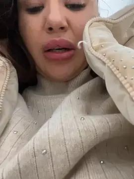 beautydiamond — Spank ass hard in the hipermarket