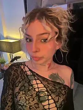 Bonnie_vega — MAKE ME DEEPTHROAT