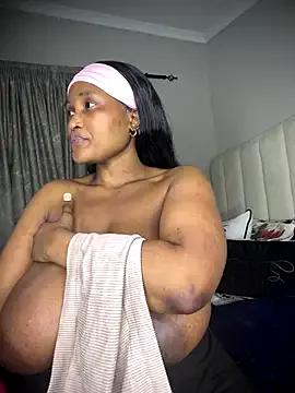 Bustygoddess32 — SUCK BOOBSS