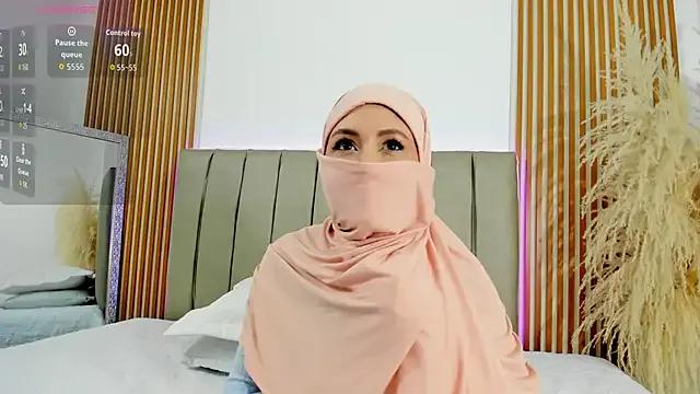 fatiima_ — Show tits + Oli