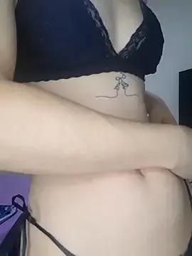 franchezkavegaaa — Shows tits 