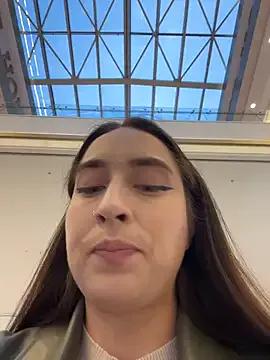 Holly_Play — pussy very horny today? Show pussy