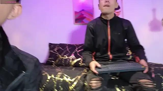 hoot_boyss — Freechat on StripChat