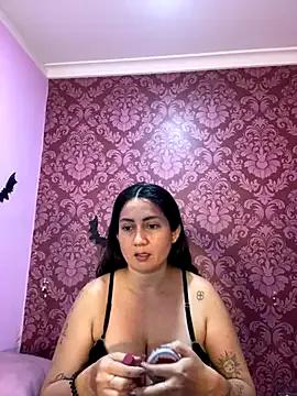 juliana_diaz — 2 fingers playing in my wet pussy