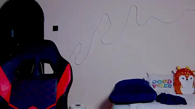 karo123421 — #feets #smoke , #leggings #mistress