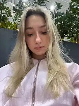 Lia__Love — Twist nipples to make them harder