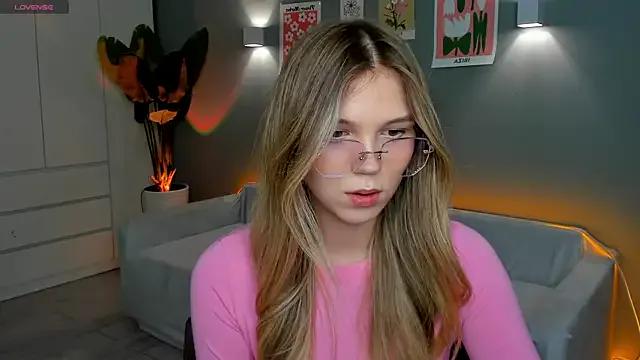 linakorvin — Show TONGUE