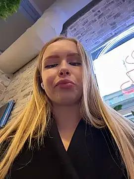 Liza_risky — UNZIP TOP+MASSAGE BOOBS