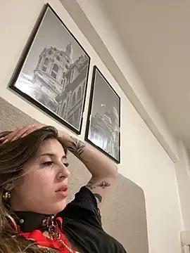 Lolykush — show asshole  doggy style