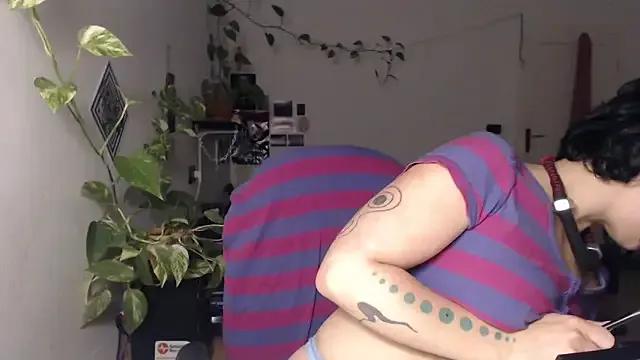 metamorphosiskin — blowjob on dildo