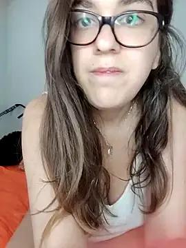 Miachan_LaGattinaVogliosa — Nuda + anal con dildo 18cm + orgasmo