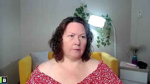 milf_hornys — take off one thing