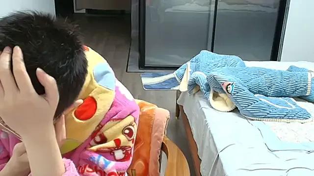 sonyx — shave my pussy  and head to bald again