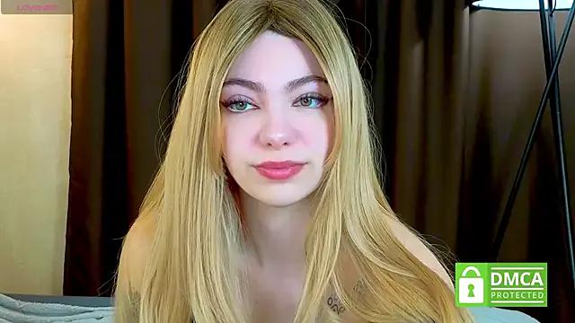 sophiaxoxo — doggy + slap ass