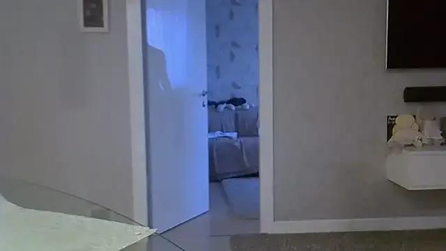 ZarinaSwift — Striptease dance